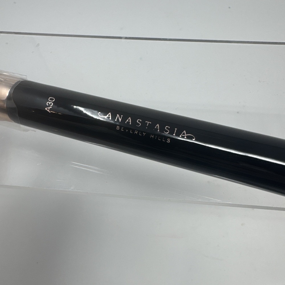 5x Anastasia Of Beverly Hills A30 Pro Domed Kabuki Makeup Brush Professional NEW - Picture 5 of 6